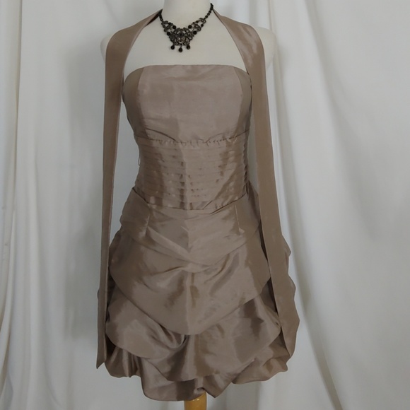 Romeo & Juliet Couture party dress - Picture 2 of 7